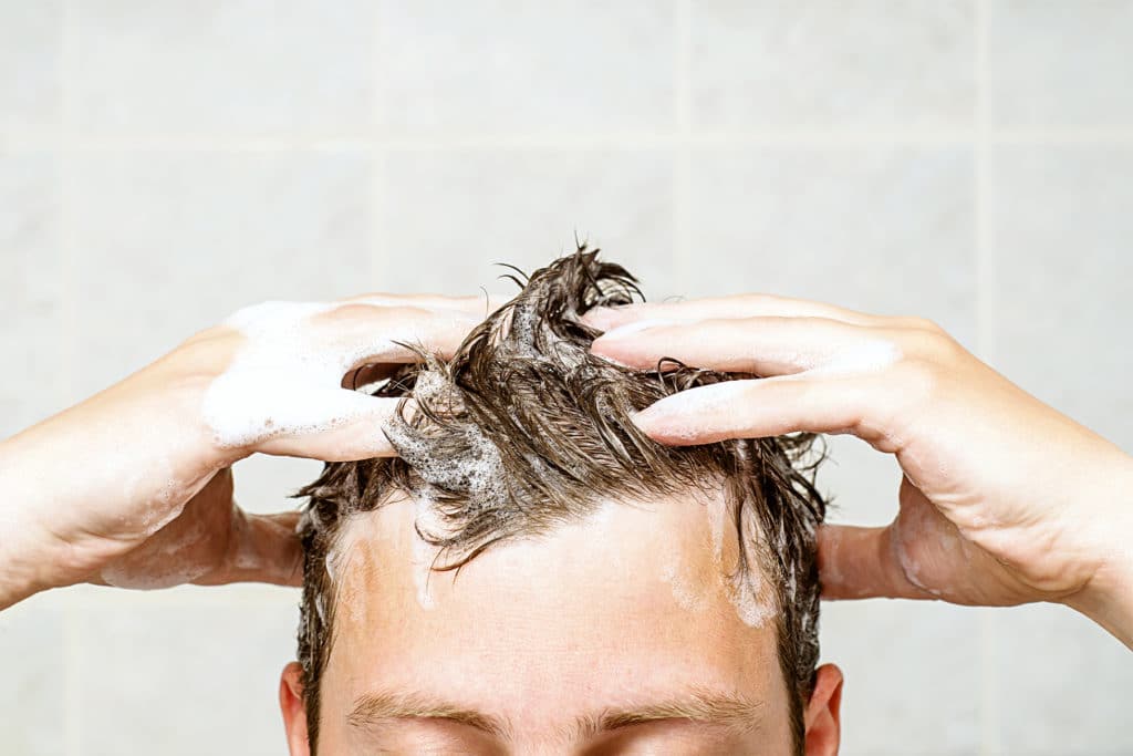 حمام کردن بعد از کاشت مو